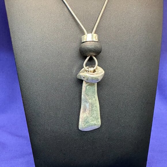 Chico’s Long Modernist Silver-Tone Pendant Necklace - Picture 3 of 11